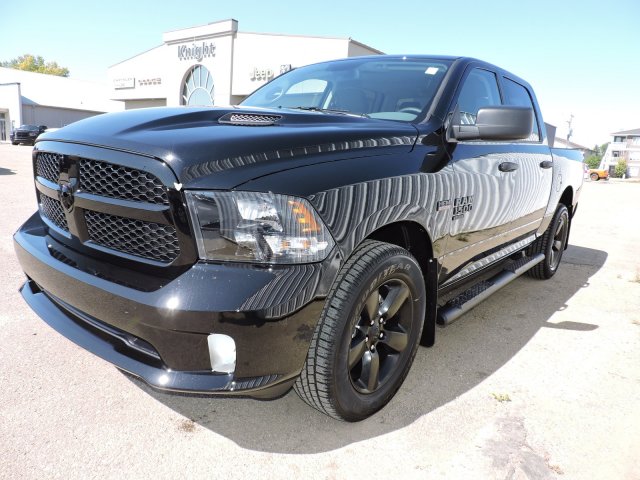 New 2019 Ram 1500 Classic Express Blackout Crew Cab 4x4 | 5.7L HEMI V8 ...